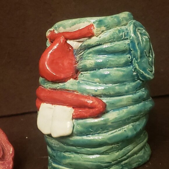 Handmade Hand Thrown Stoneware Ceramic Glazed Kitsch Golfer Figurine Buck Tooth - Picture 13 of 16